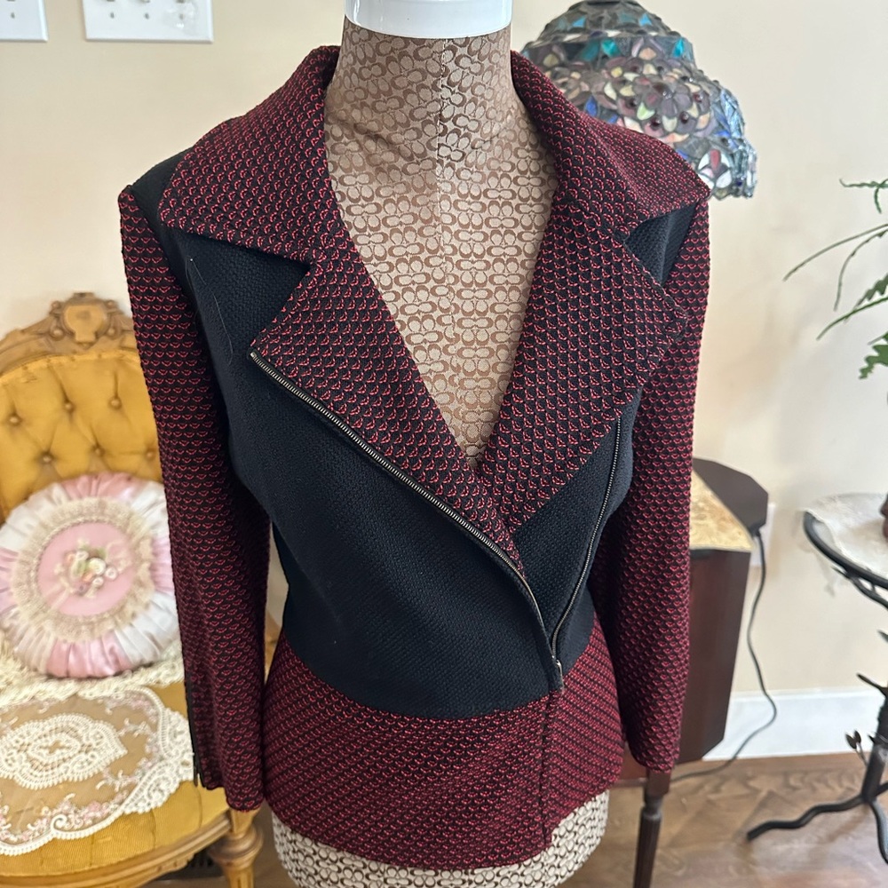St John blazer/jacket sz 6